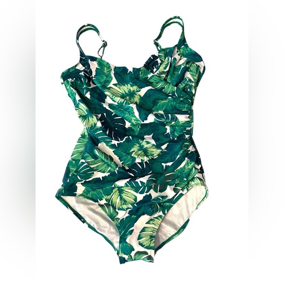 NWT Miraclesuit Sanibel Size 16 One Piece Tropical Colorful Swimsuit Underwire - Picture 2 of 7